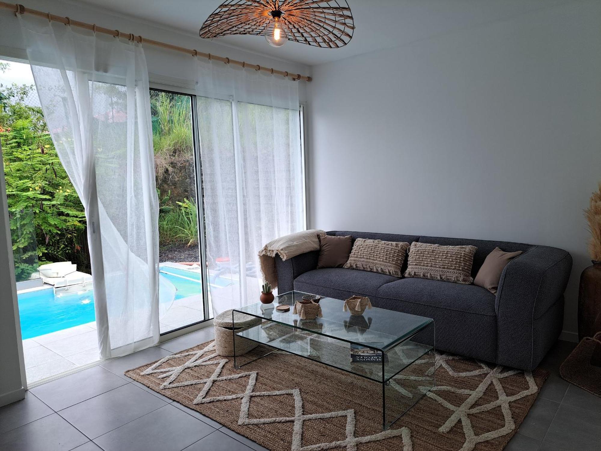 Les Villas Jalnas Logement Hateya 레트루아질레 외부 사진